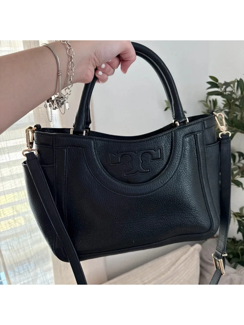 Tory Burch T Serif black leather handbag